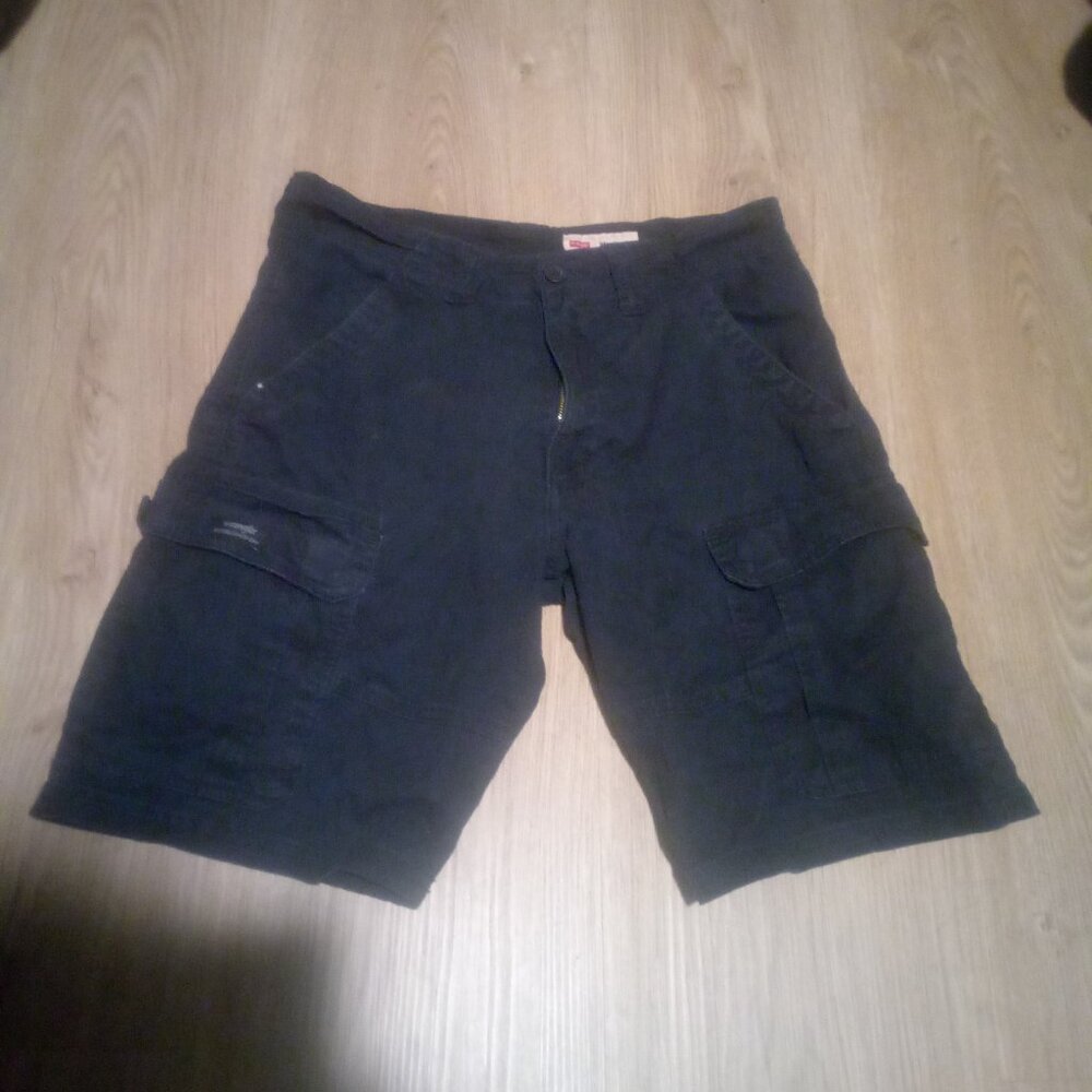 Wrangler Black Cargo Shorts 35 waist